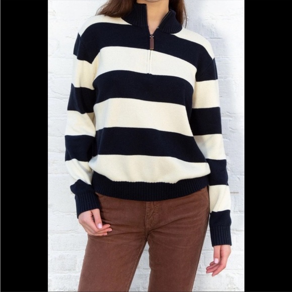 Brandy Melville Sweaters - Brandy Melville regular Aleah stripe sweater
